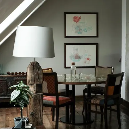 The Living Quarters Budapeşte