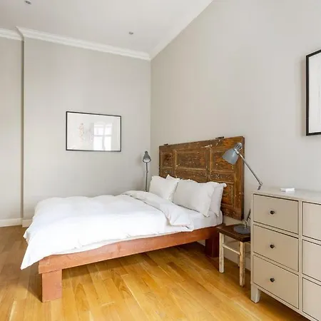 Apart Otel The Living Quarters Budapeşte