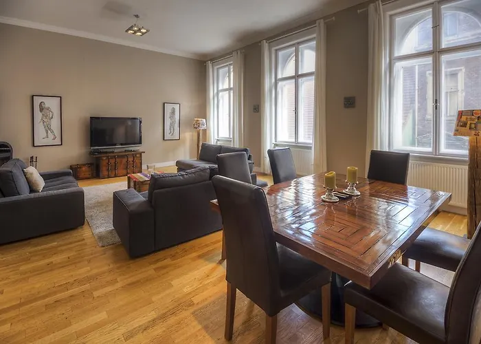 The Living Quarters 4*