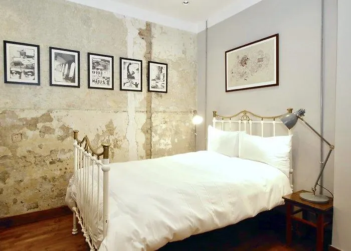 The Living Quarters 4*
