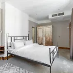 شقة The Living Quarters بودابست