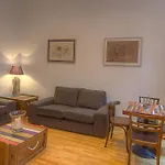 The Living Quarters شقة بودابست