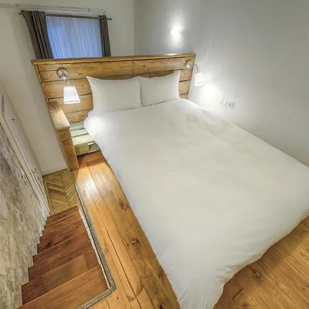 The Living Quarters Aparthotel 4*