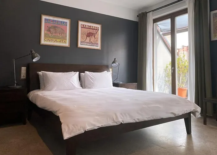 The Living Quarters Apart Otel